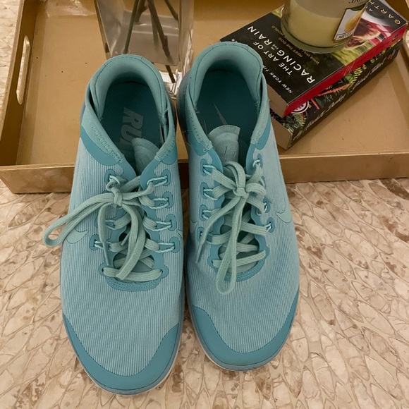 Nike Shoes - Nike Sneakers